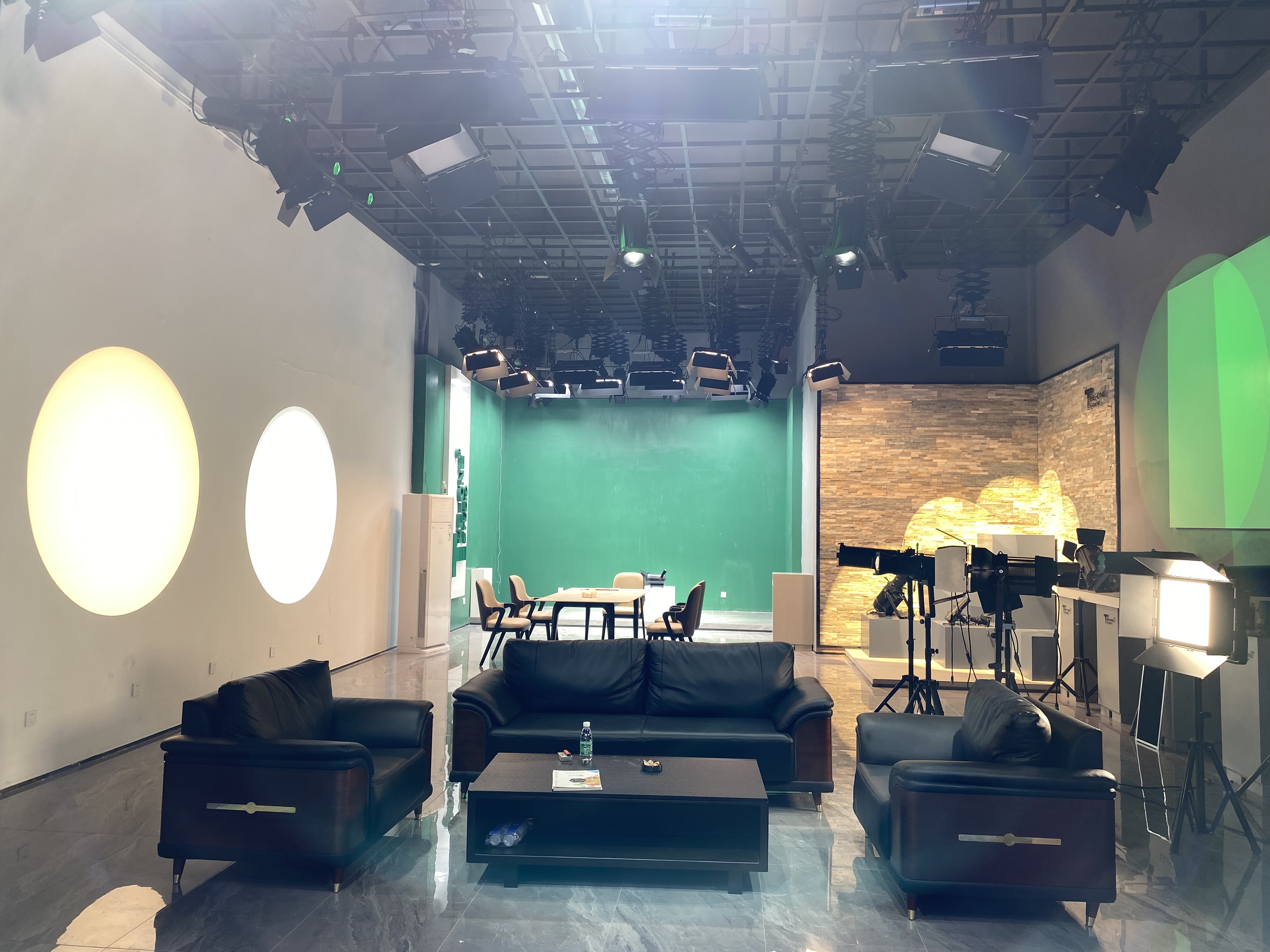 mmexport1654559396215